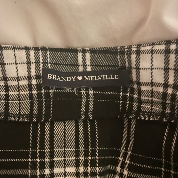 Brandy Melville black and white tartan mini skirt - Picture 3 of 3